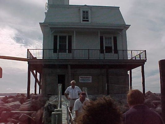 arrival.jpg (128035 bytes)