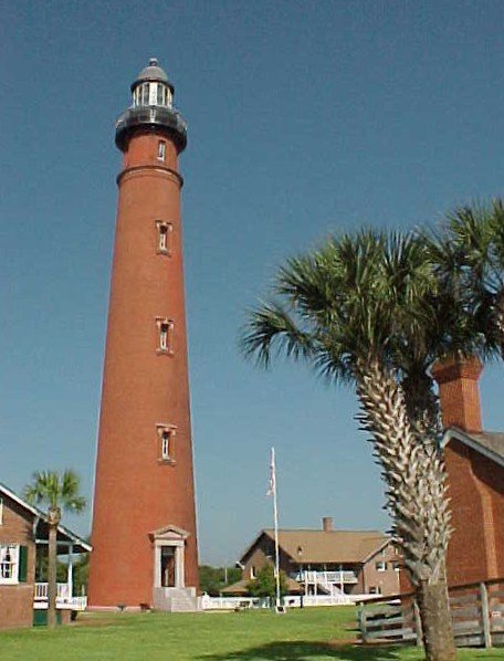 ponce7799c.JPG (62584 bytes)